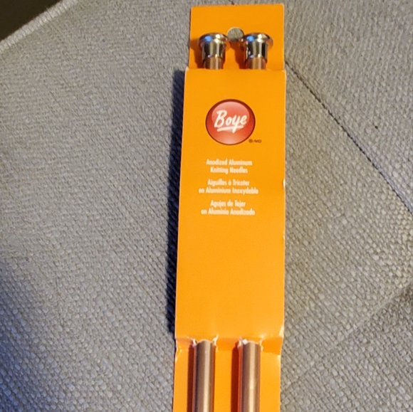 8/$30   NWT  Boye knitting needles in rose gold - Picture 4 of 7